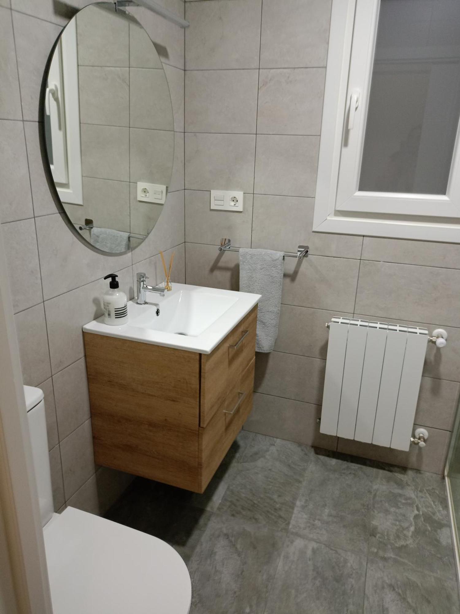 Piso Nuevo A 10 Minutos De San Sebastian Apartment Lasarte Oria Bagian luar foto