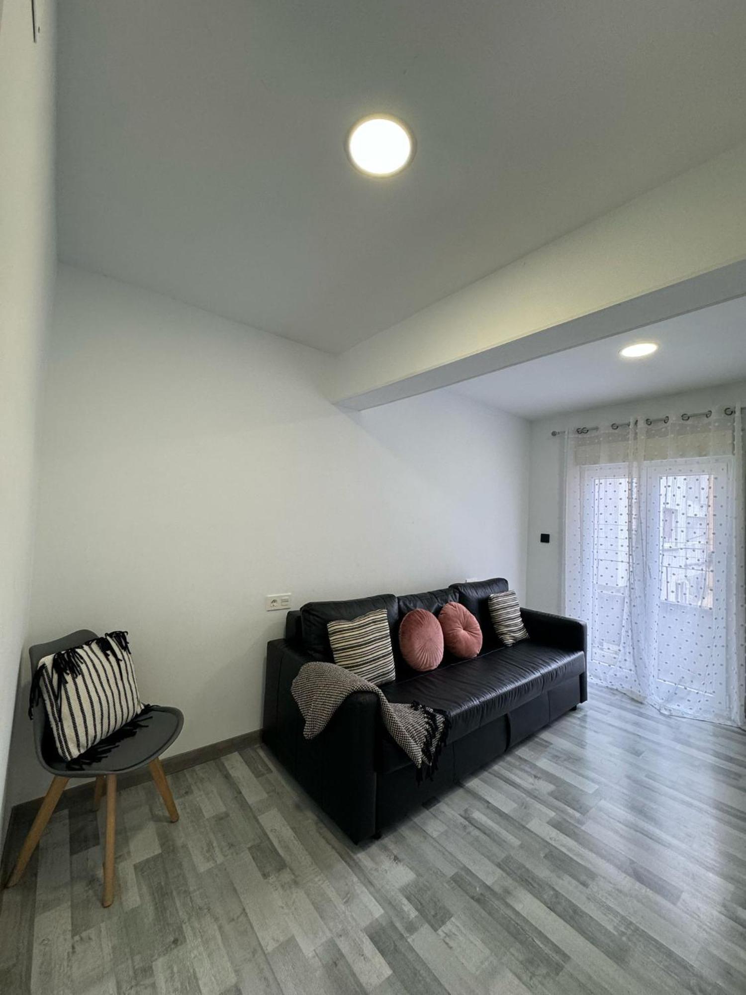 Piso Nuevo A 10 Minutos De San Sebastian Apartment Lasarte Oria Bagian luar foto